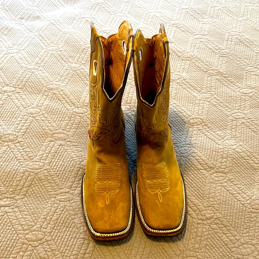 Big bull cowboy boots authentic from Mexico